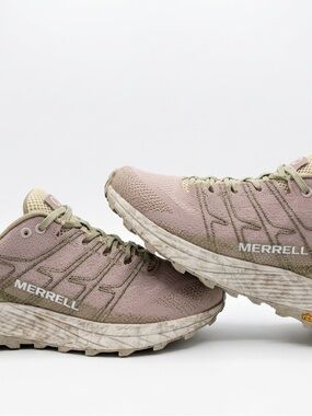 Merrell Moab Flight Trail Runners Rose Pink Sz 7